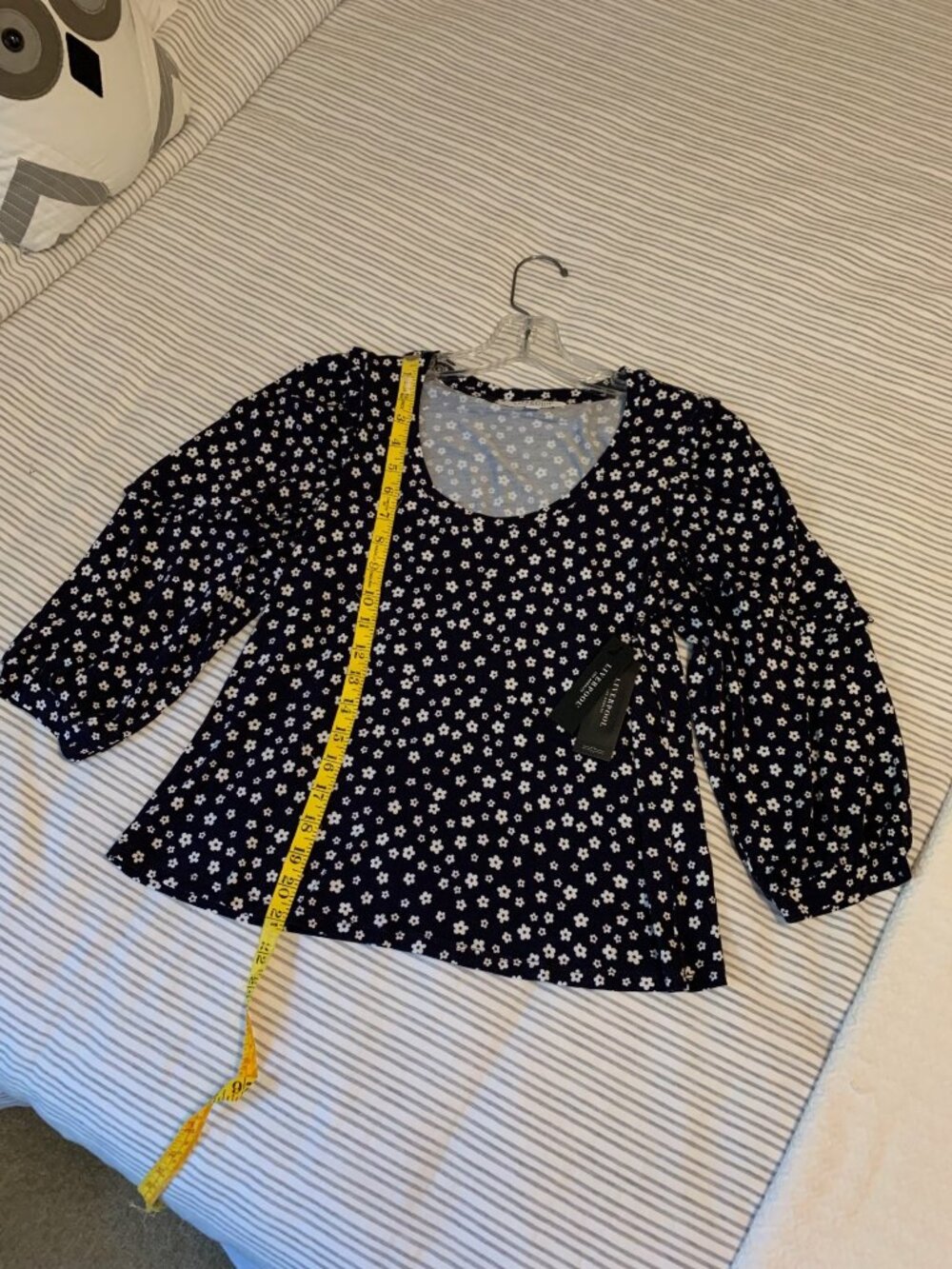 Liverpool Navy White Ditsy Top Size Small NWT